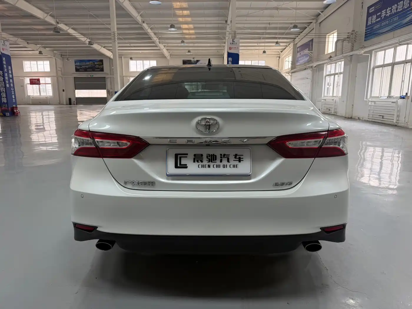 Toyota Camry 2021 2.5G Luxury Edition фото 5