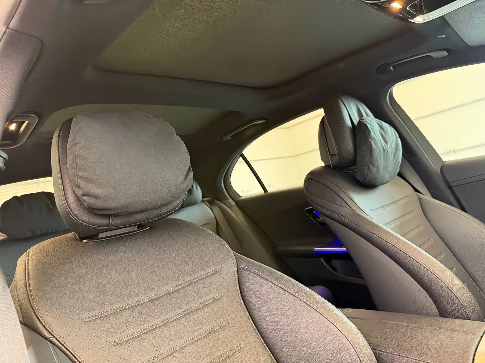 Фото 9 - Mercedes-Benz C-Class