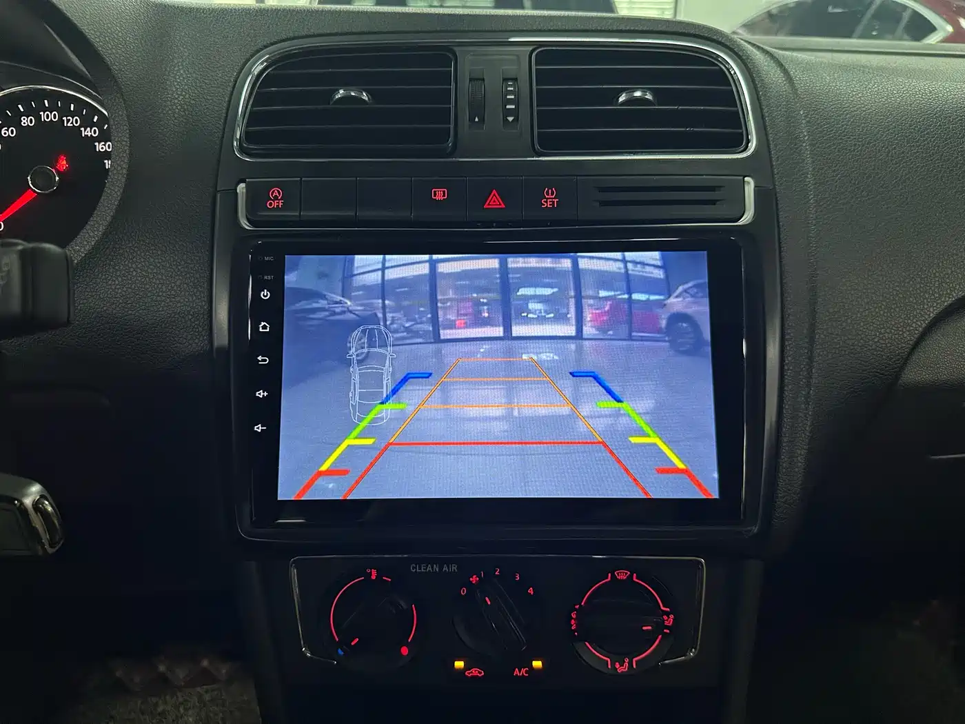 Volkswagen Polo 2018 1.5L Auto Comfort фото 15
