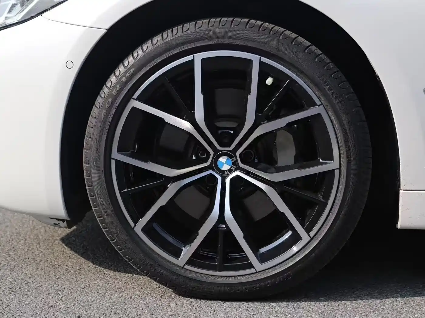 BMW 5 Series 2022 Facelift II 530Li Premium Package M Sport фото 6