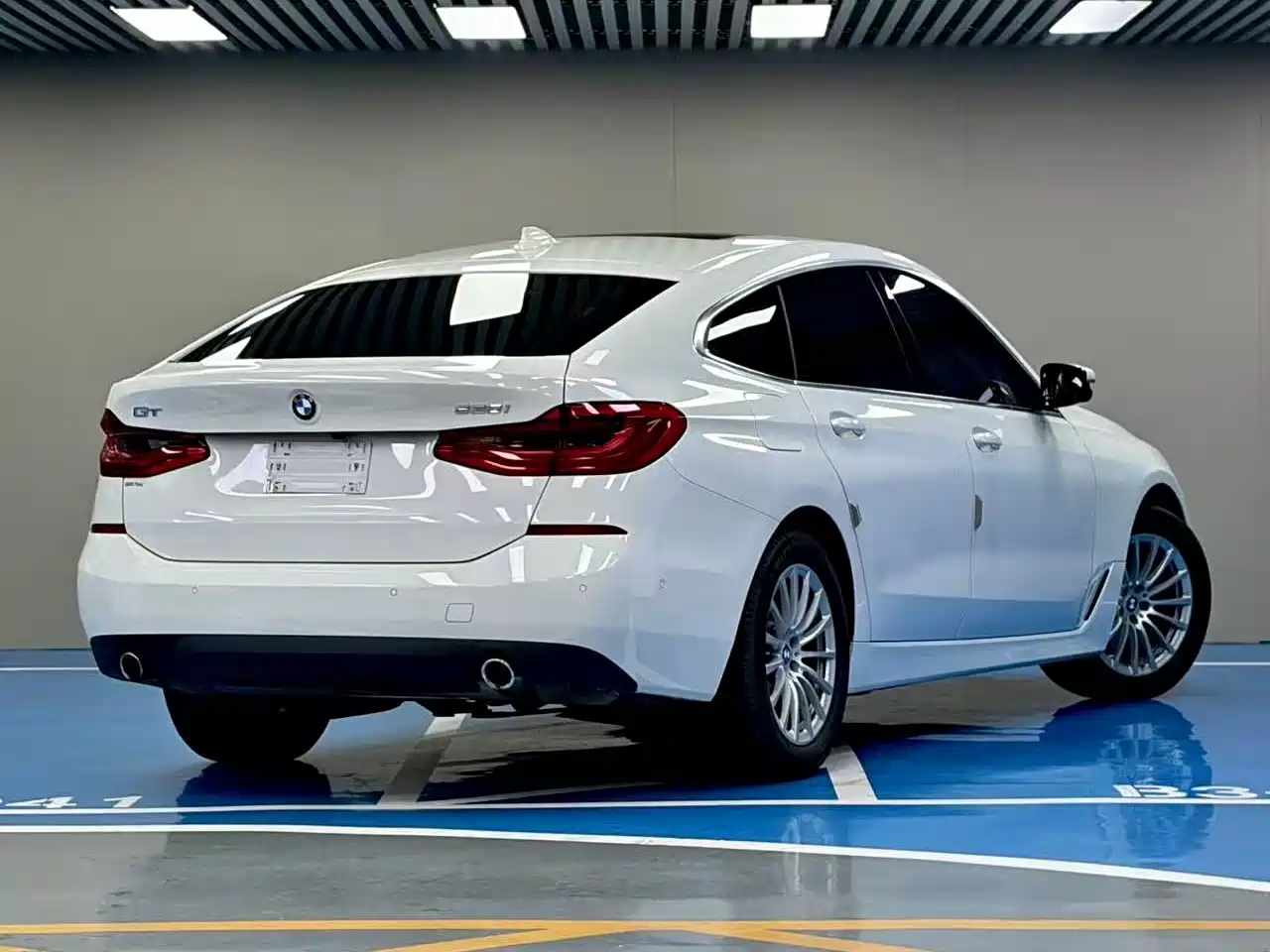 BMW 6 Series GT 2018 630i M Sport Package фото 5