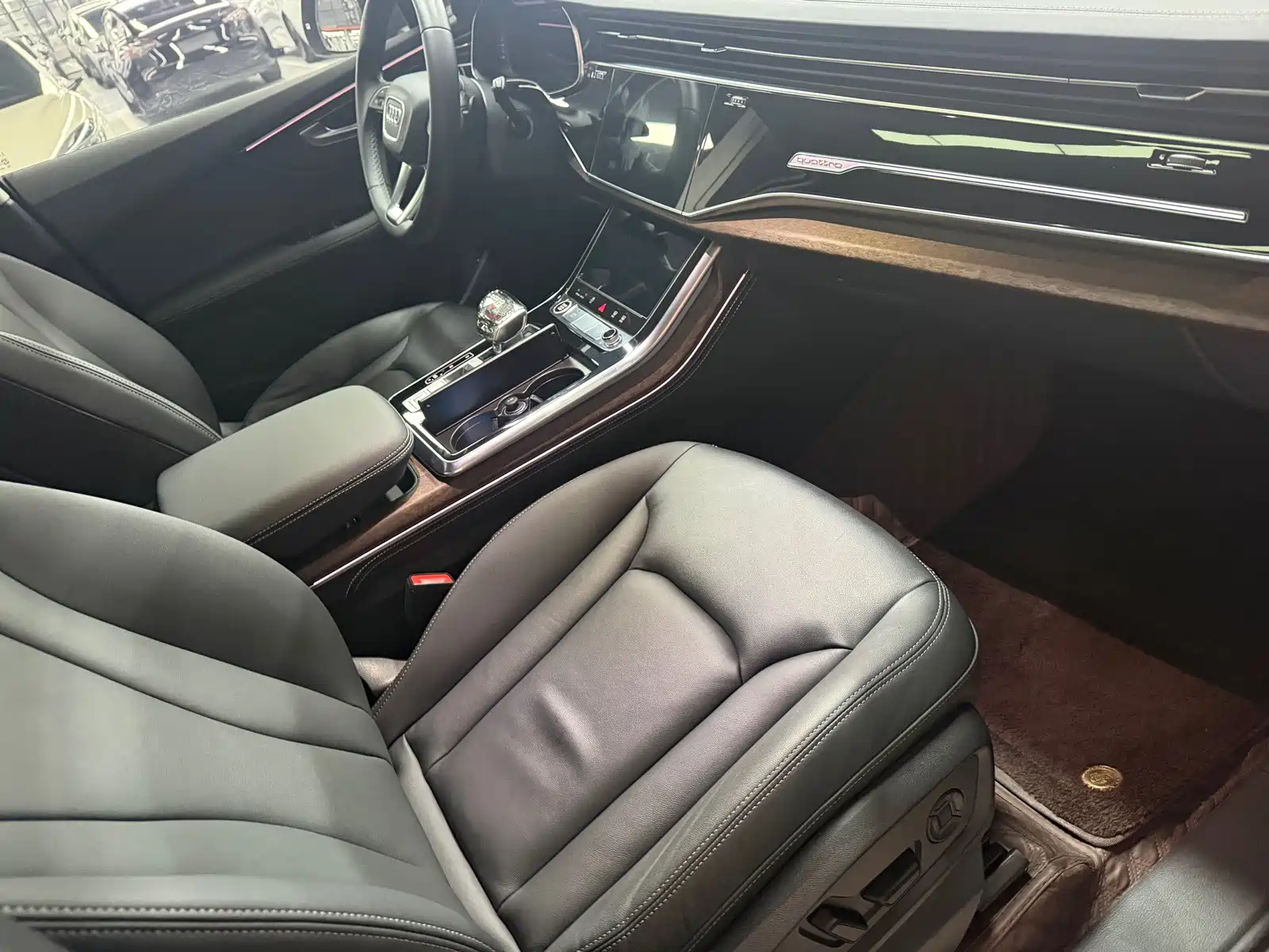Photo 12 - Audi Q7