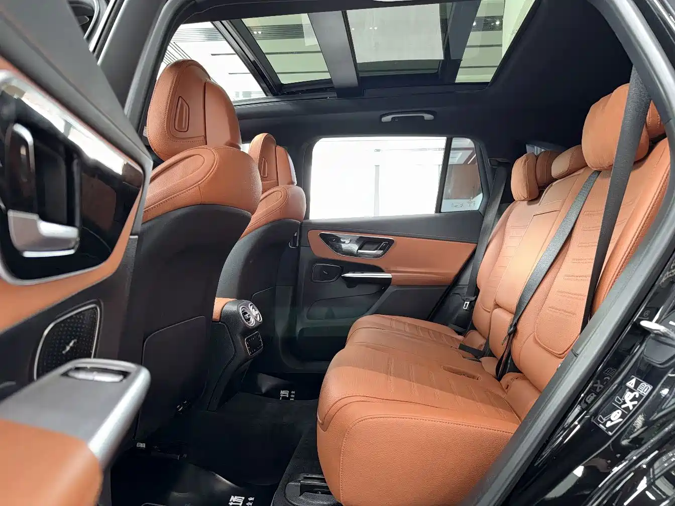 Фото 6 - Mercedes-Benz GLC
