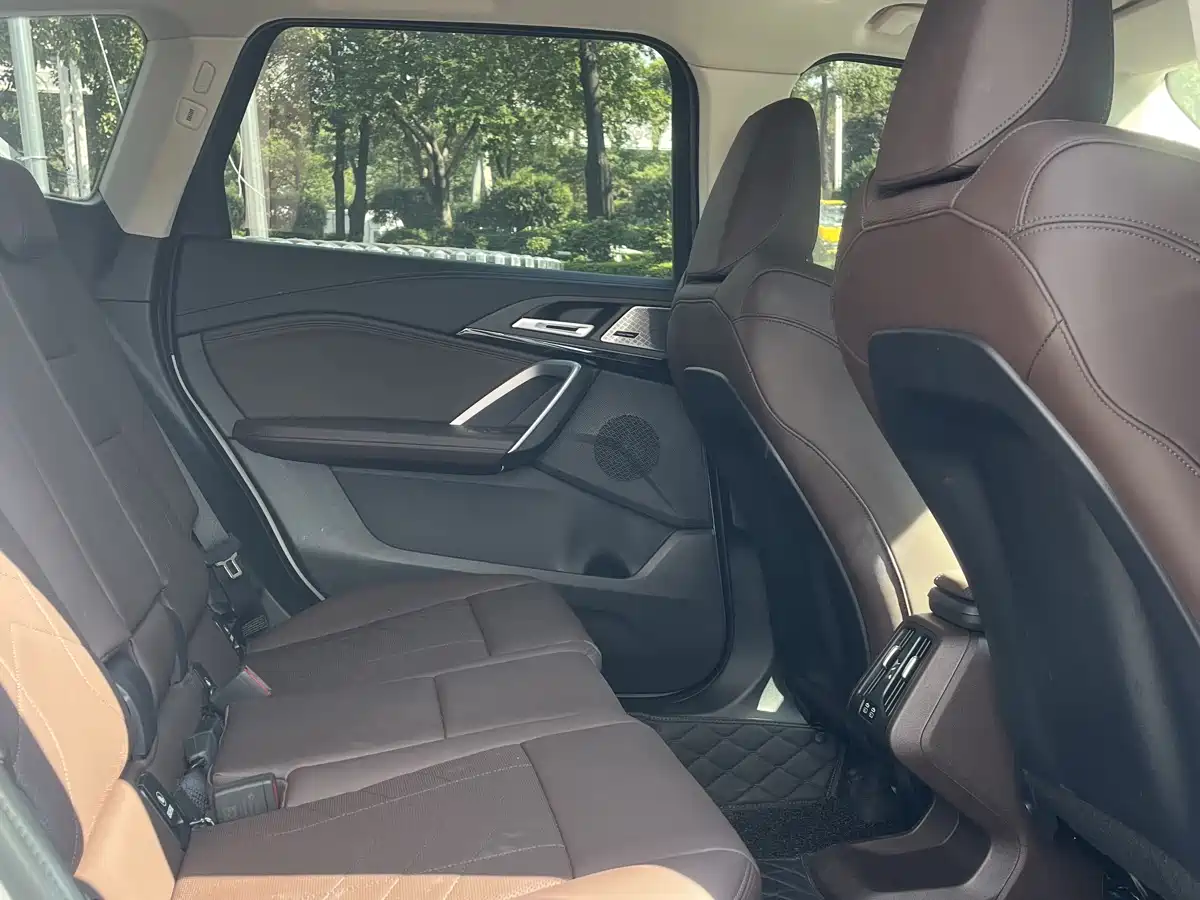 BMW X1 2024 sDrive25Li X Design Package фото 18