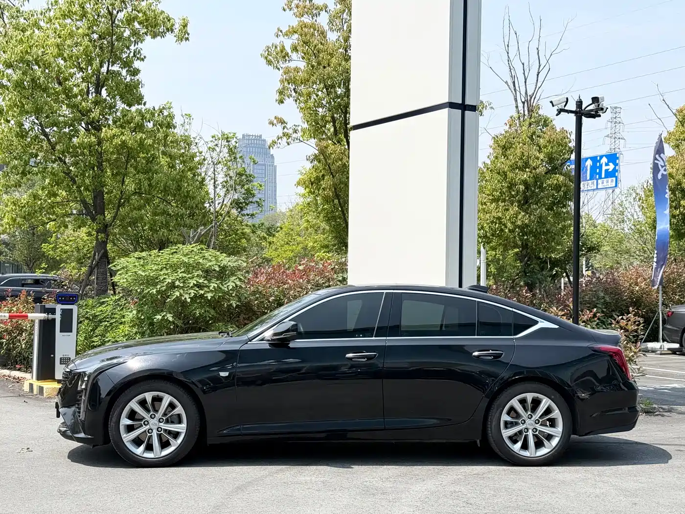 Cadillac CT5 2024 28T Luxury Model Pro фото 2