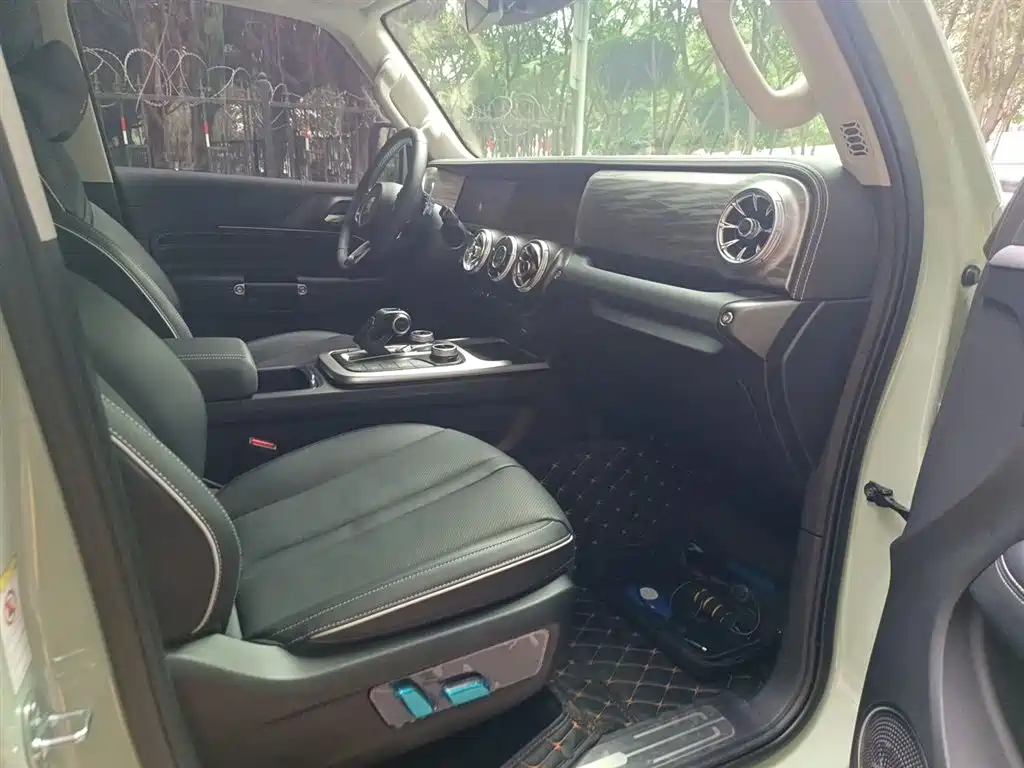 Tank 300 2024 2.0T Explorer фото 20