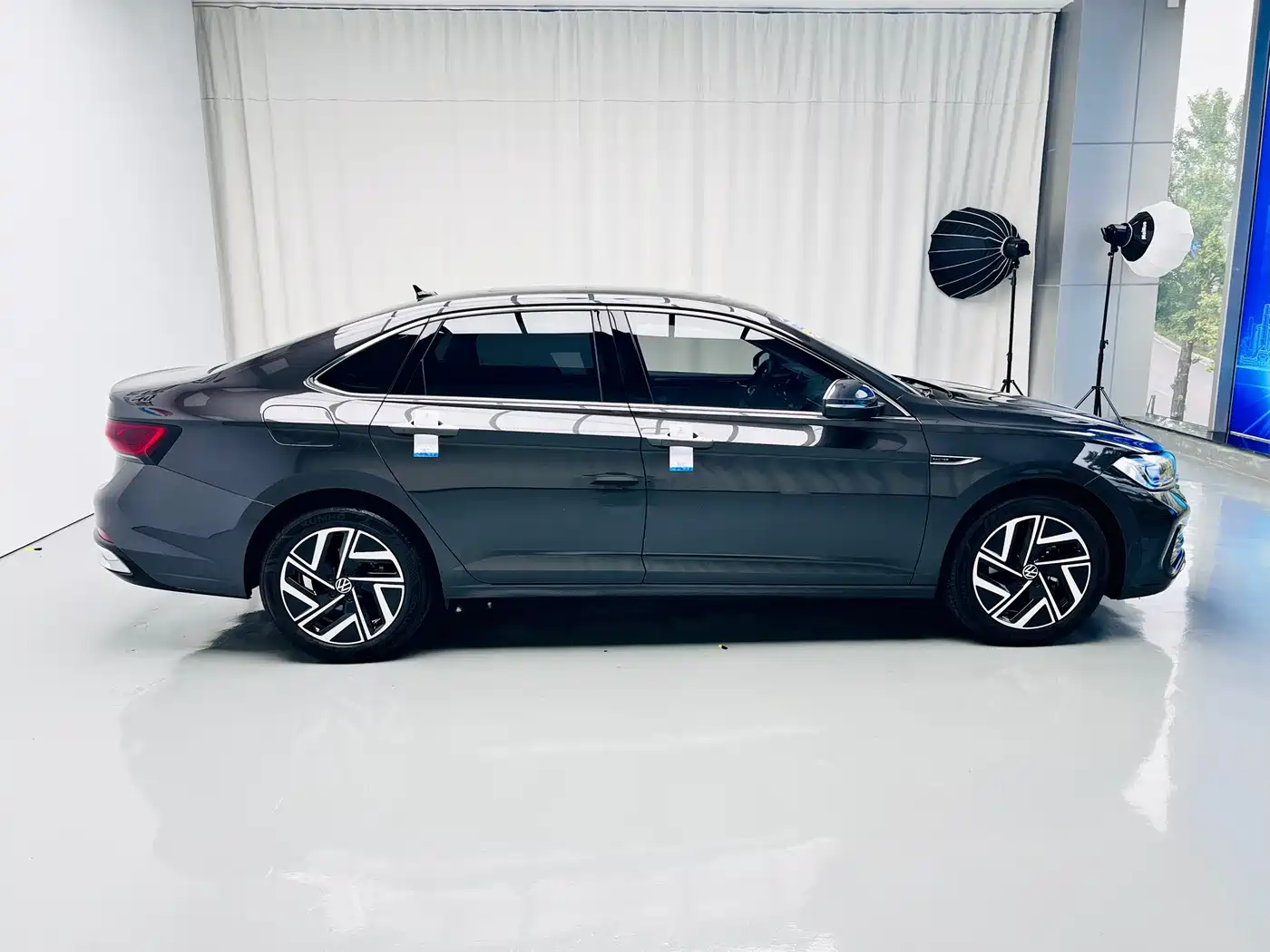 Volkswagen Sagitar, миниатюра 6