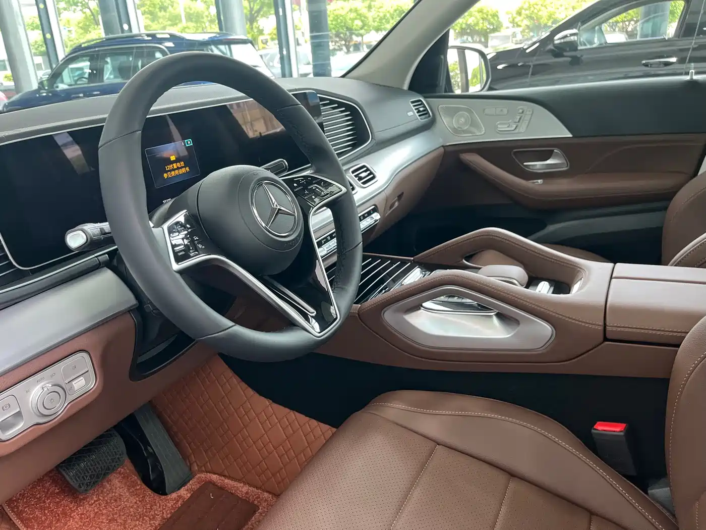 Mercedes-Benz GLS 2026 GLS 450 4MATIC Luxury фото 9