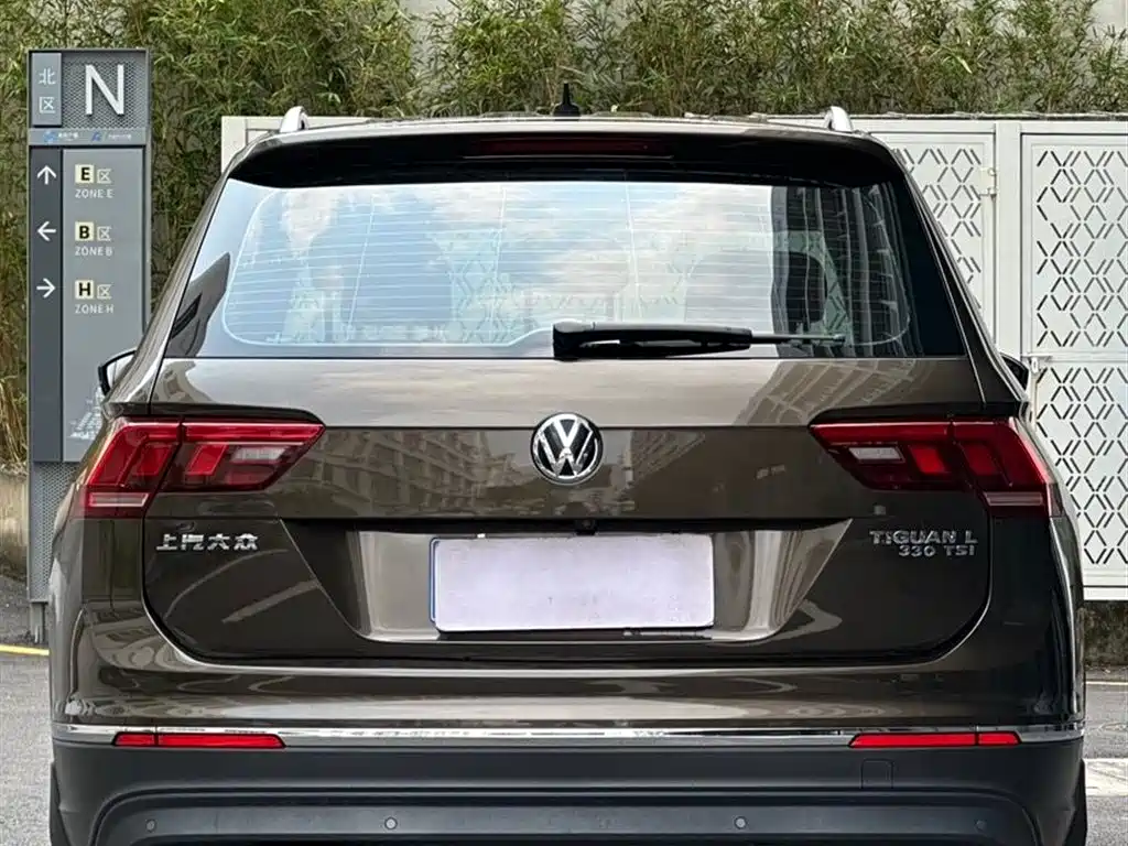 Volkswagen Tiguan L 2017 330TSI Automatic 2WD Luxury Edition фото 5