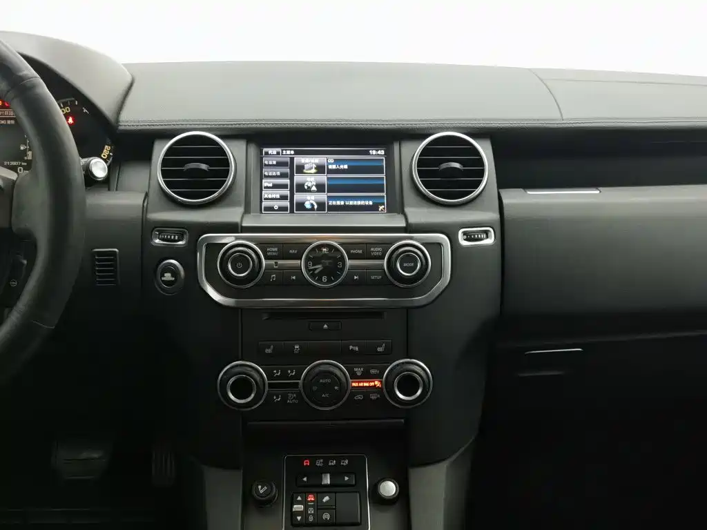 Фото 12 - Land Rover Discovery