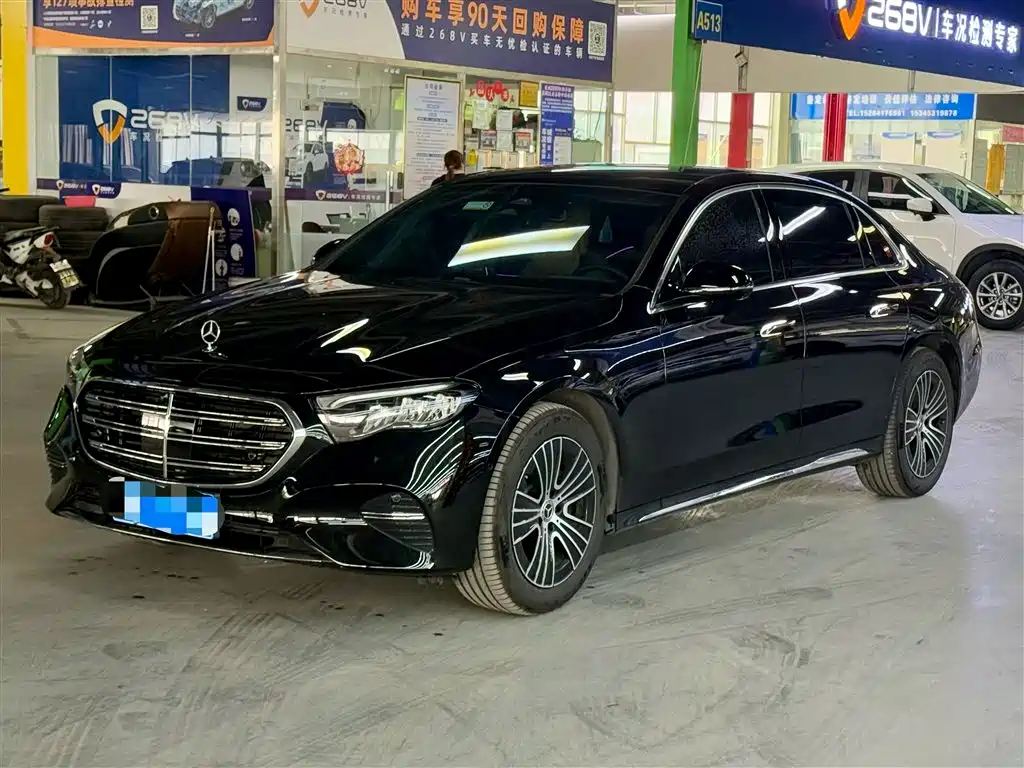 Mercedes-Benz E-Class 2026 E 260 L Classic Edition фото 2