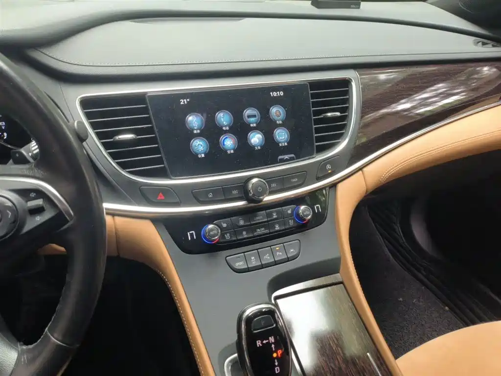 Buick LaCrosse 2016 20T Luxury фото 6