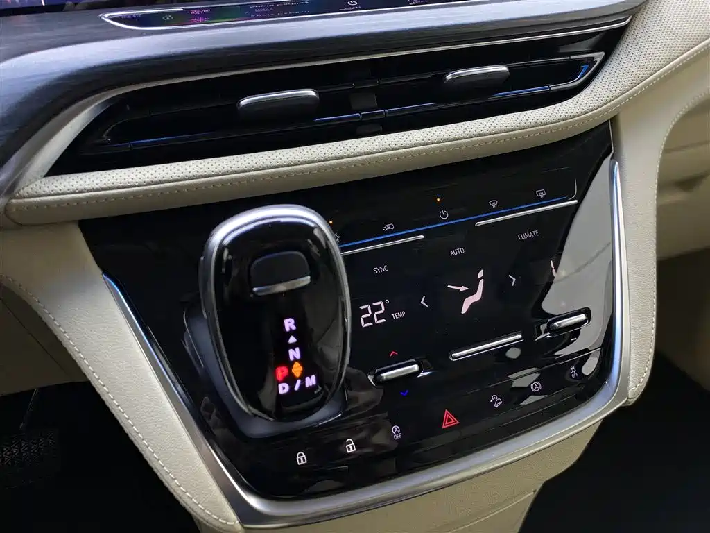 Buick GL8 2023 ES Landmaster Exclusive фото 20