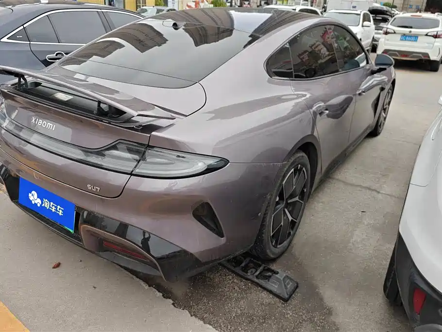 XIAOMI CAR XIAOMI SU7