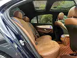 صورة 18 - Mercedes-Benz E-Class