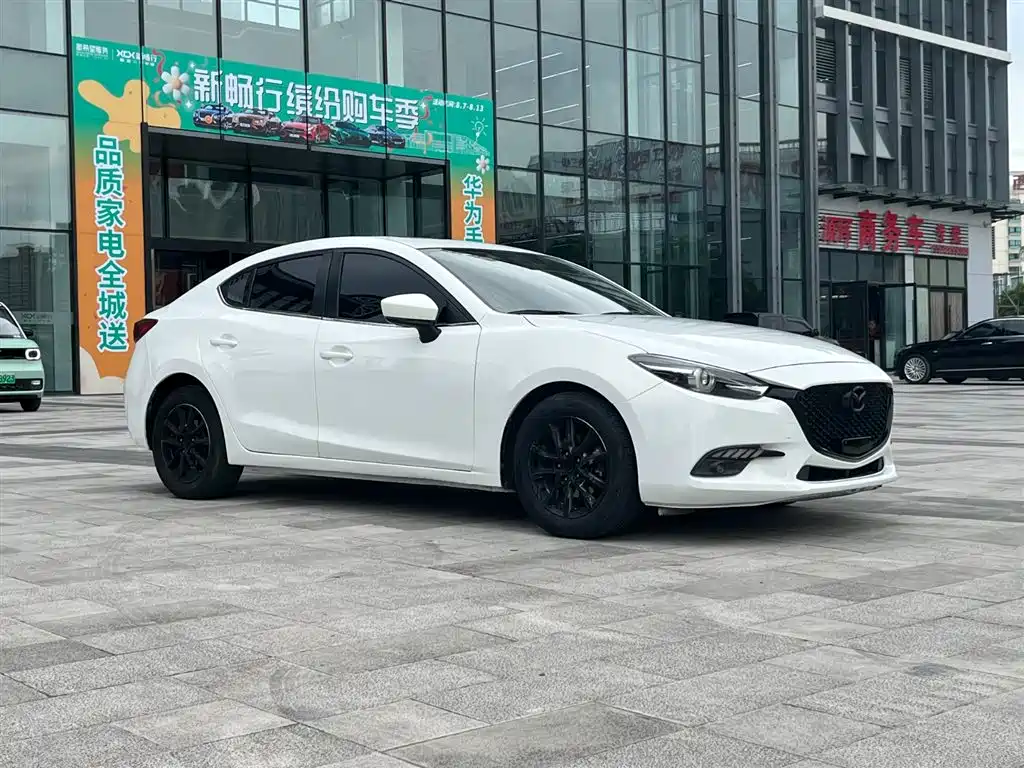 Mazda Mazda3 Axela 2017 Sedan 1.5L Automatic Luxury China V фото 4