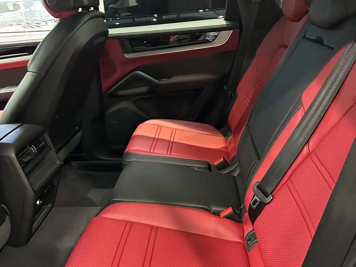 Porsche Cayenne 2025 Cayenne 3.0T Dream Chaser Edition фото 5