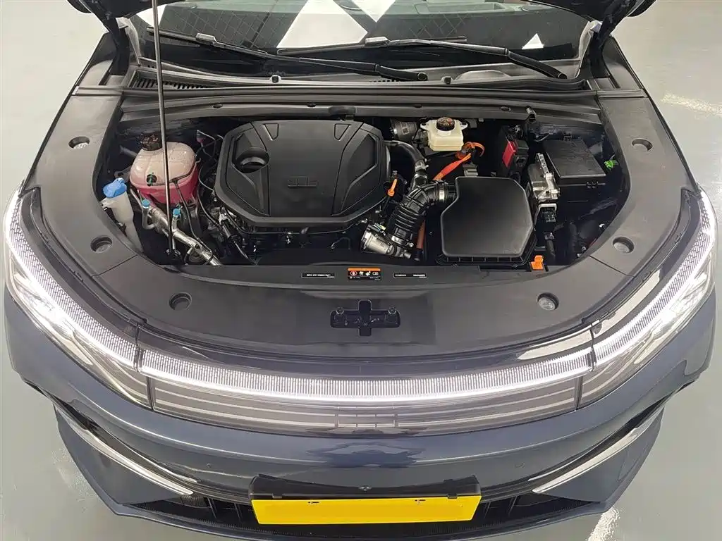 Geely Galaxy Galaxy A7 2025 EM-i фото 17