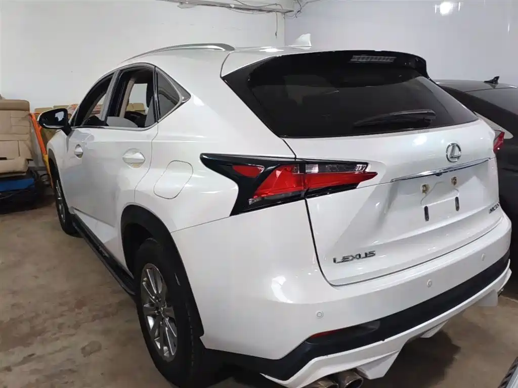 Lexus NX 2016 200 AWD F Sport фото 5