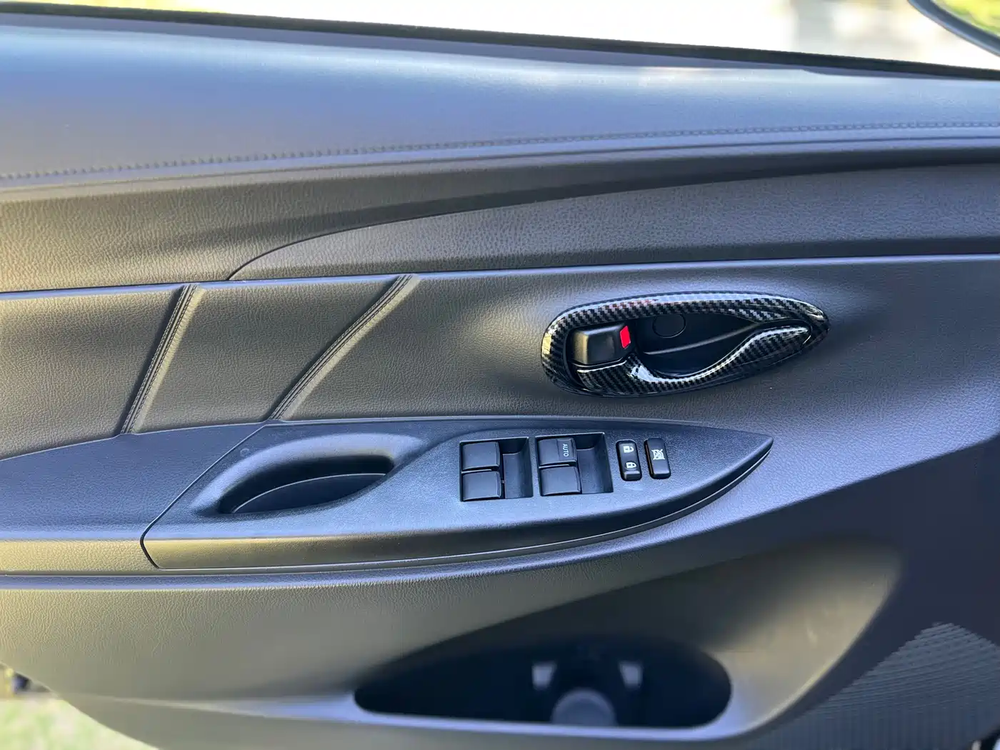 Toyota YARiS L Zhi Xuan 2017 1.5E CVT Speed Upgrade Edition фото 16