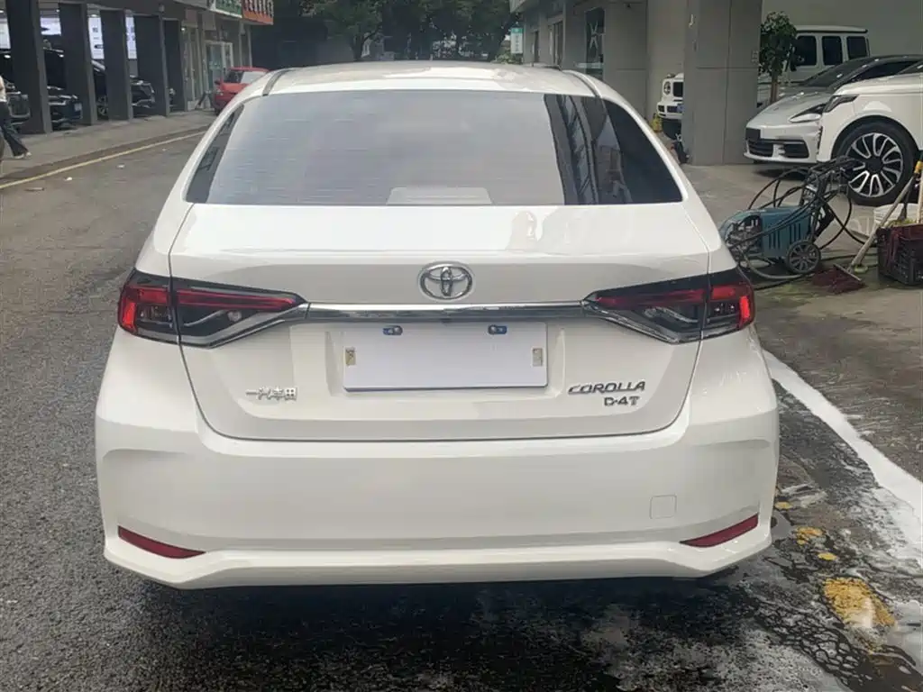 Toyota Corolla 2021 1.2T S-CVT Elite PLUS Edition фото 10