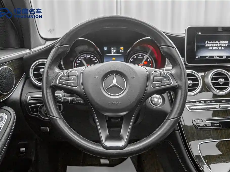 Mercedes-Benz GLC 2019 GLC 260 4MATIC Dynamic фото 17