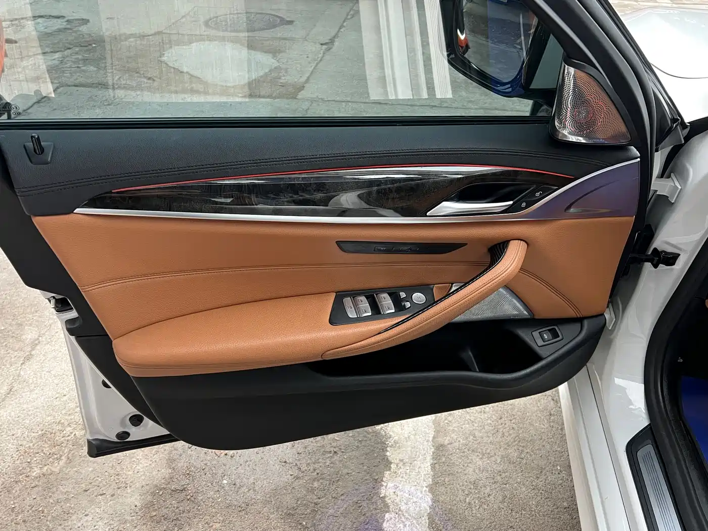 BMW 5 Series 2020 530Li Leading M Sport Package фото 3