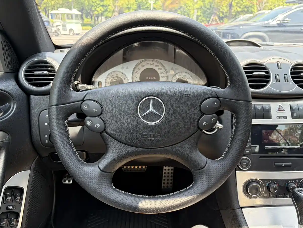 Mercedes-Benz CLK-Class 2006 CLK 280 Coupe фото 12