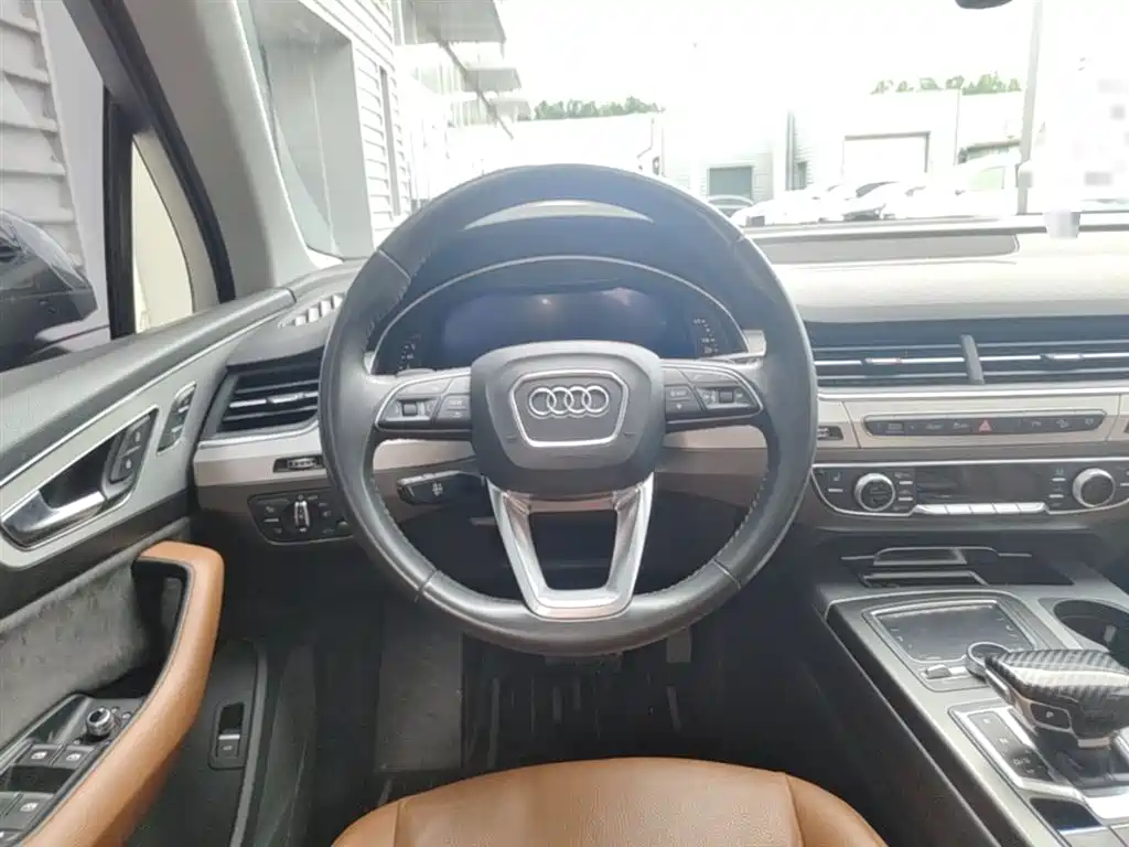 Audi Q7 2019 45 TFSI S line Sport фото 17
