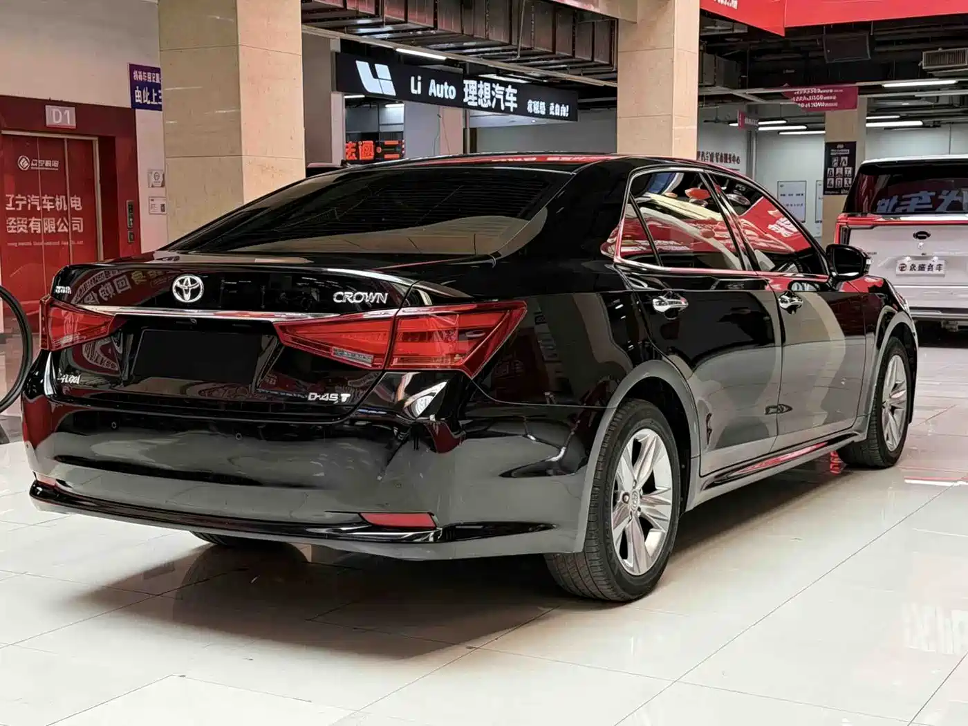 Toyota Crown 2015 2.0T Fashion фото 22