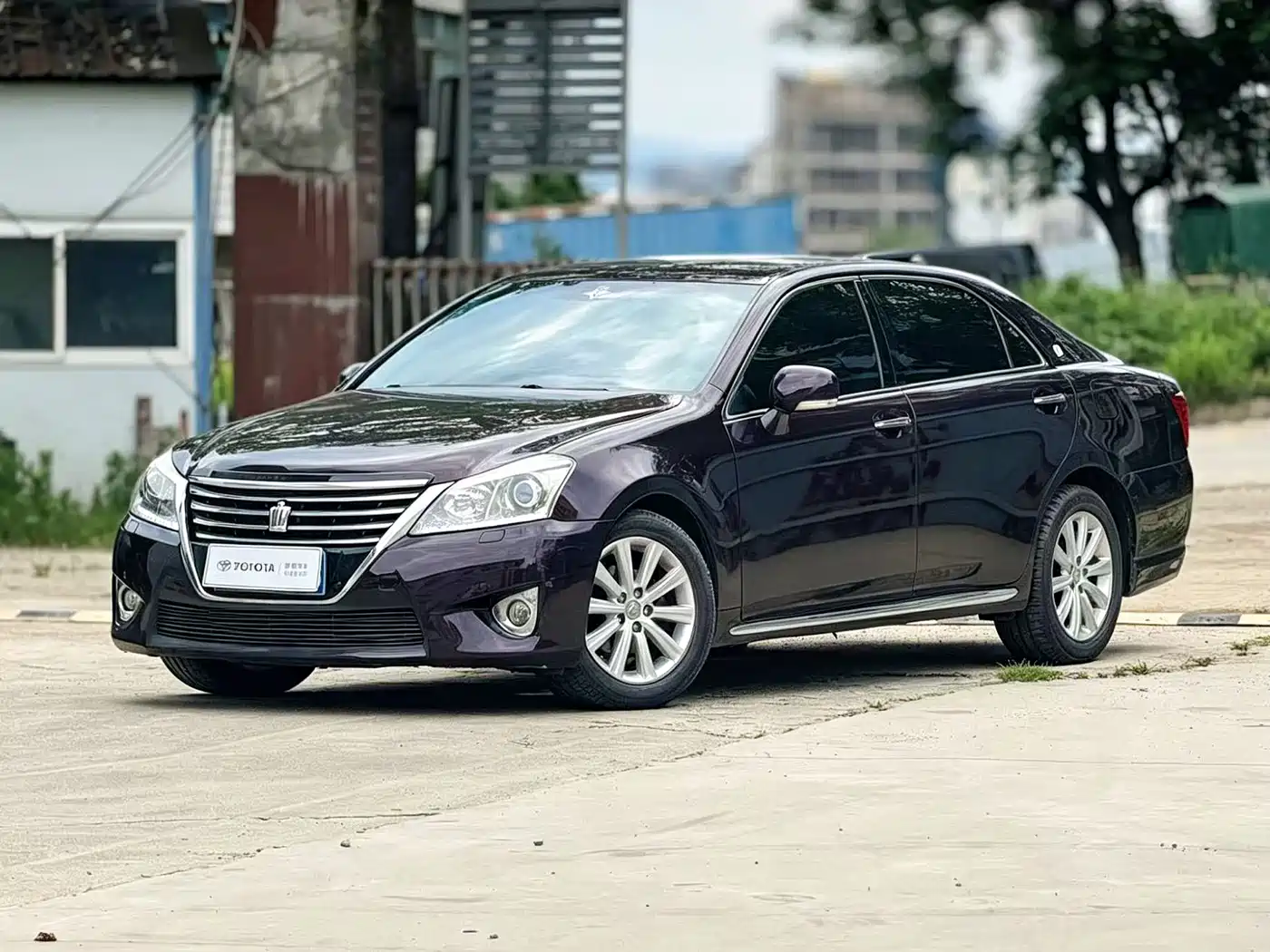 Toyota Crown 2012 2.5L Royal Leather Edition