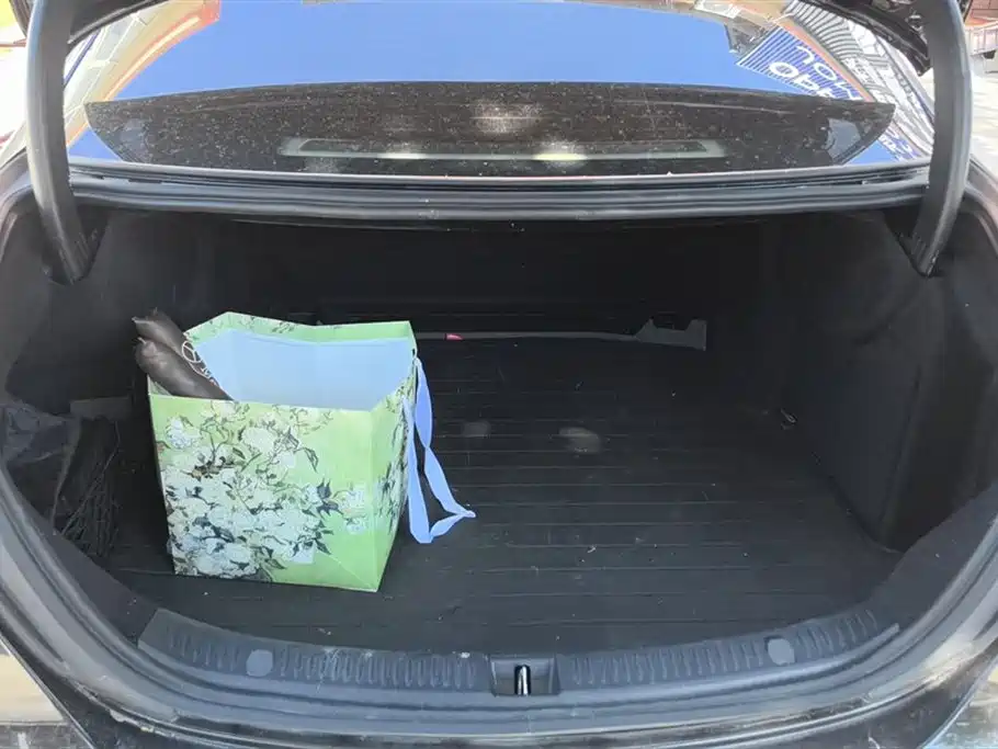 Mercedes-Benz E-Class 2023 Facelift E 300 L Fashion фото 4