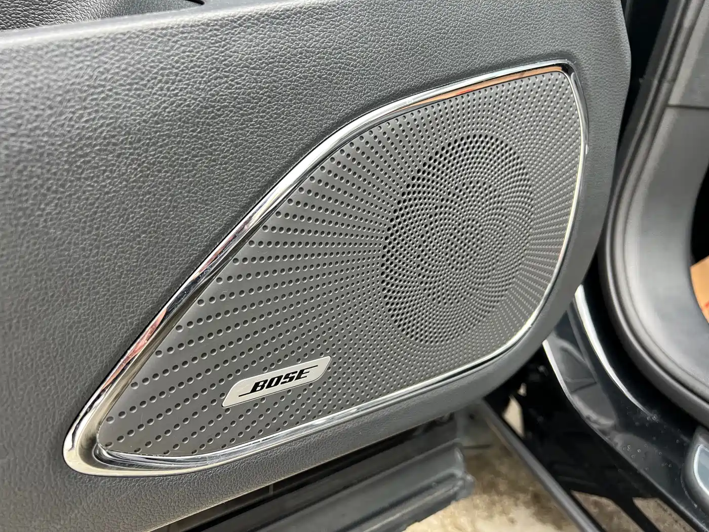 Hongqi HS5 2022 Facelift 2.0T Smart Flag Enjoyment Edition фото 8