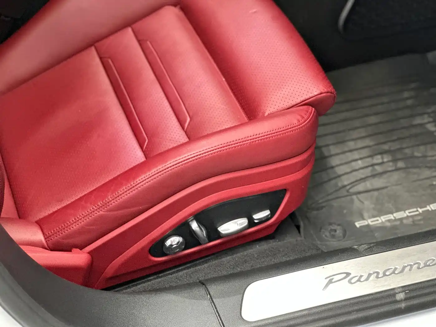 Porsche Panamera 2017 Panamera 3.0T фото 45