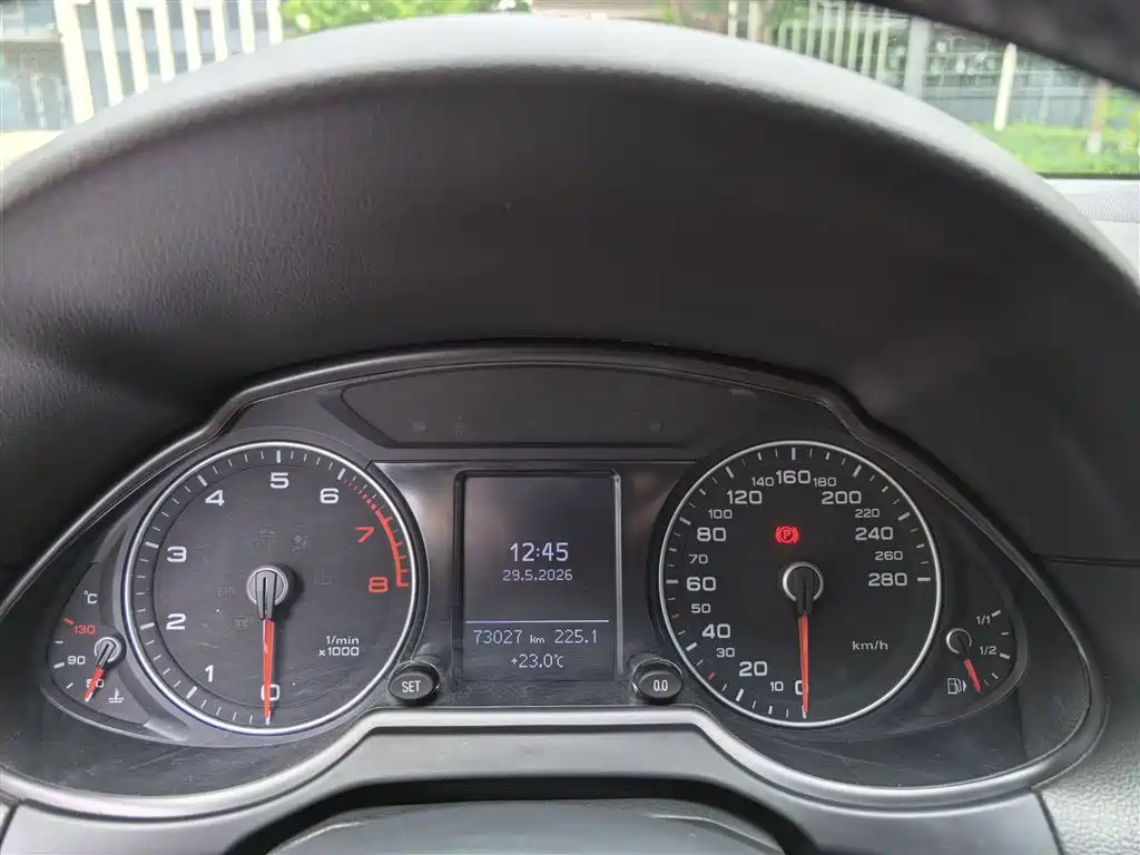Audi Q5 2015 40 TFSI Technology фото 7