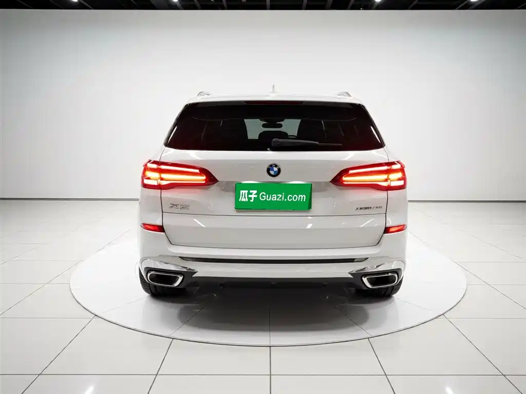 BMW X5 2022 xDrive 40Li Premium M Sport Package фото 6