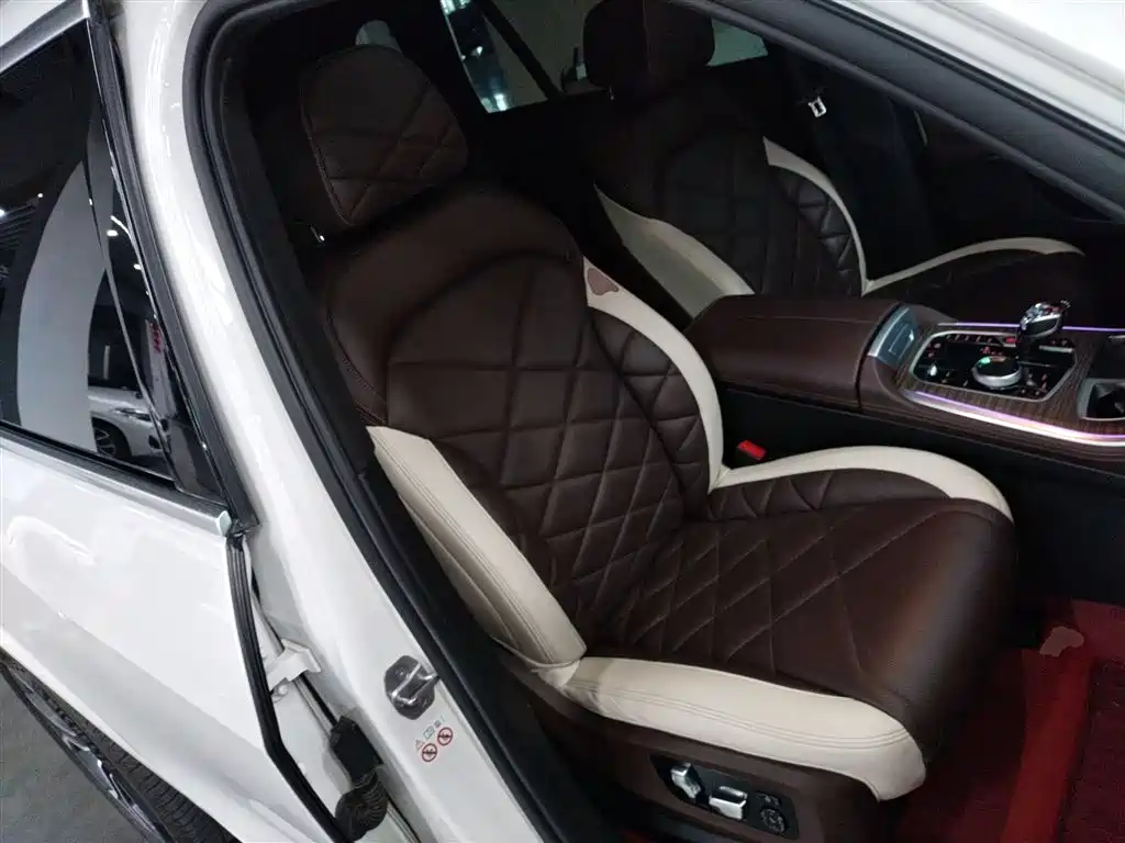 BMW X5 2022 xDrive 40Li Premium M Sport Package фото 25