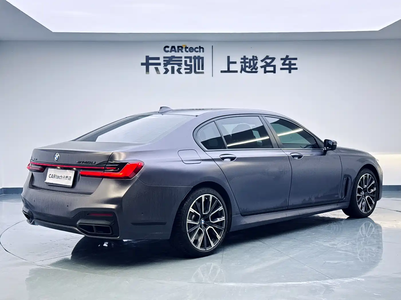 BMW 7 Series 2019 740Li xDrive Executive M Sport Package фото 5