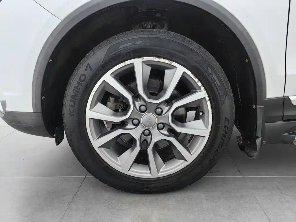 Фото 17 - Haval H7