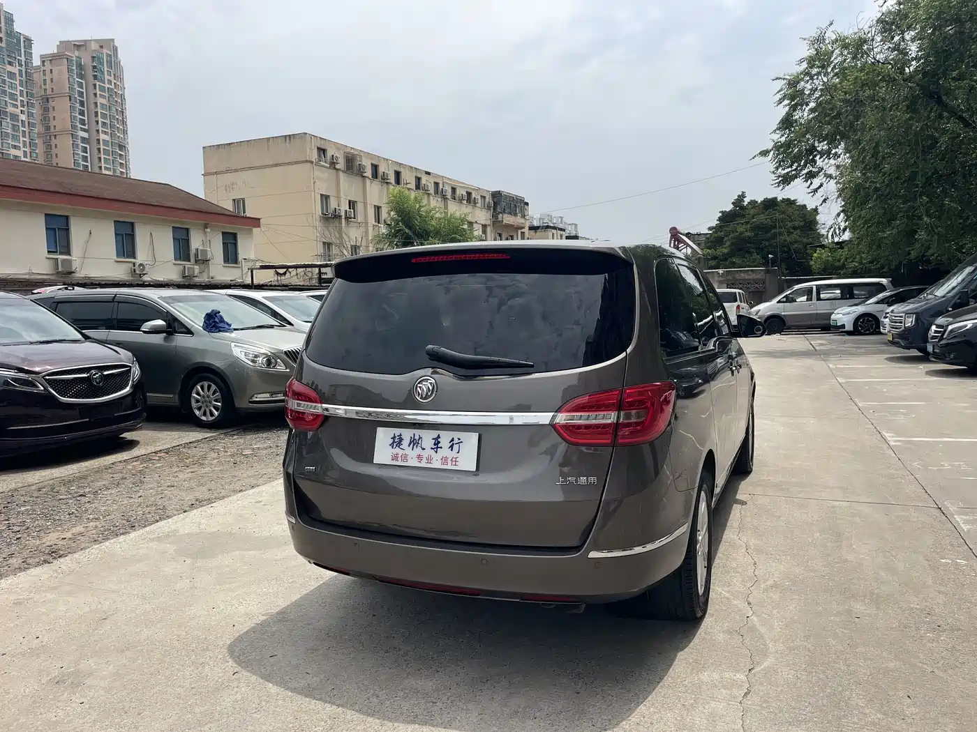 Buick GL8 2017 25S Luxury China V фото 6