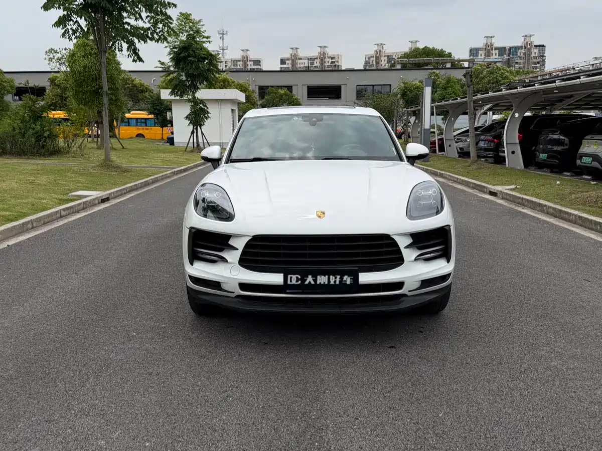 Porsche Macan 2021 Macan 2.0T фото 2