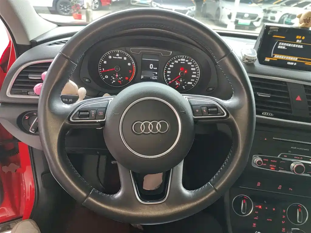 Audi Q3 2018 30th Anniversary Edition 30 TFSI Fashion фото 11