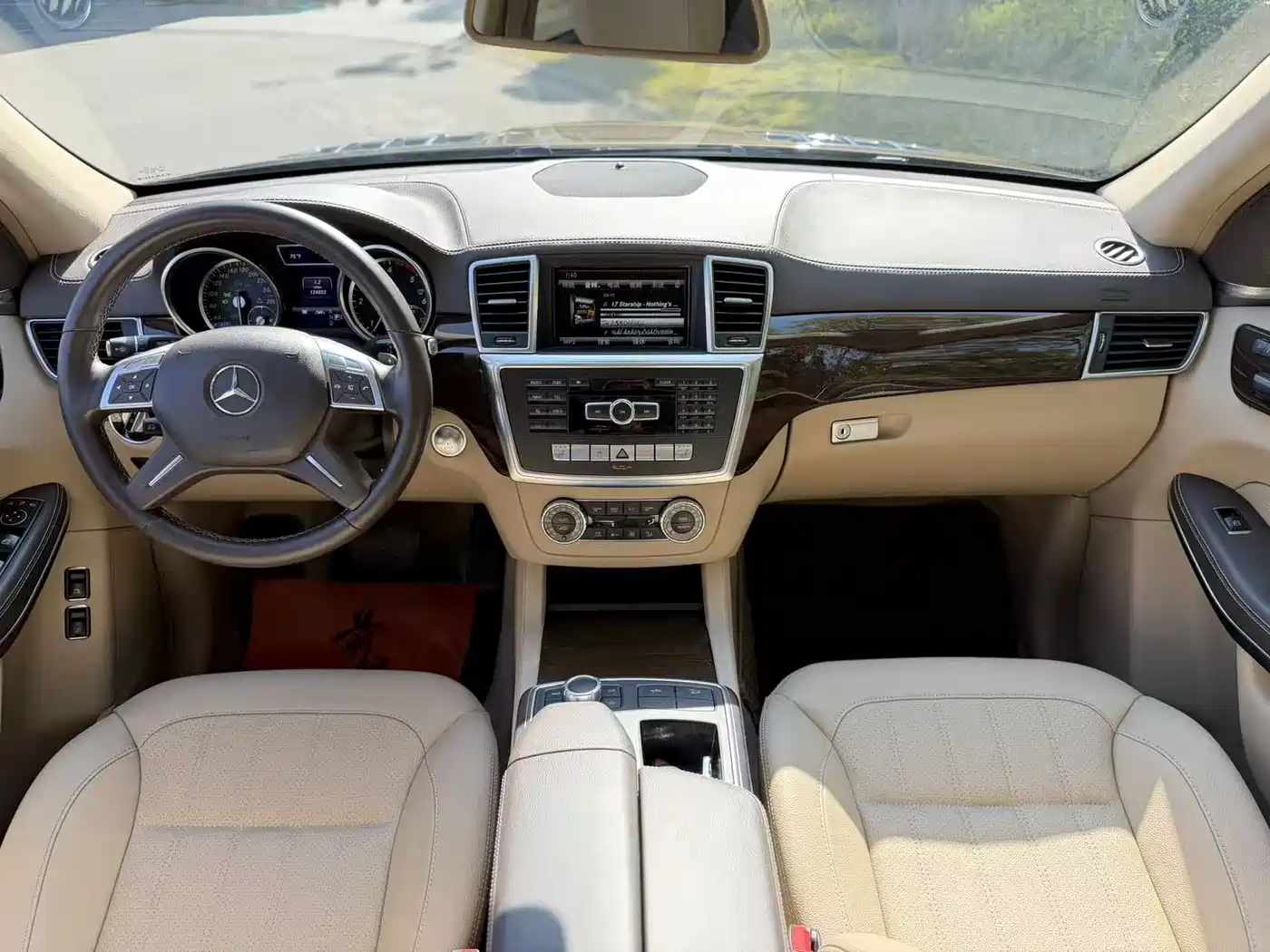 Mercedes-Benz GL-Class фото 8