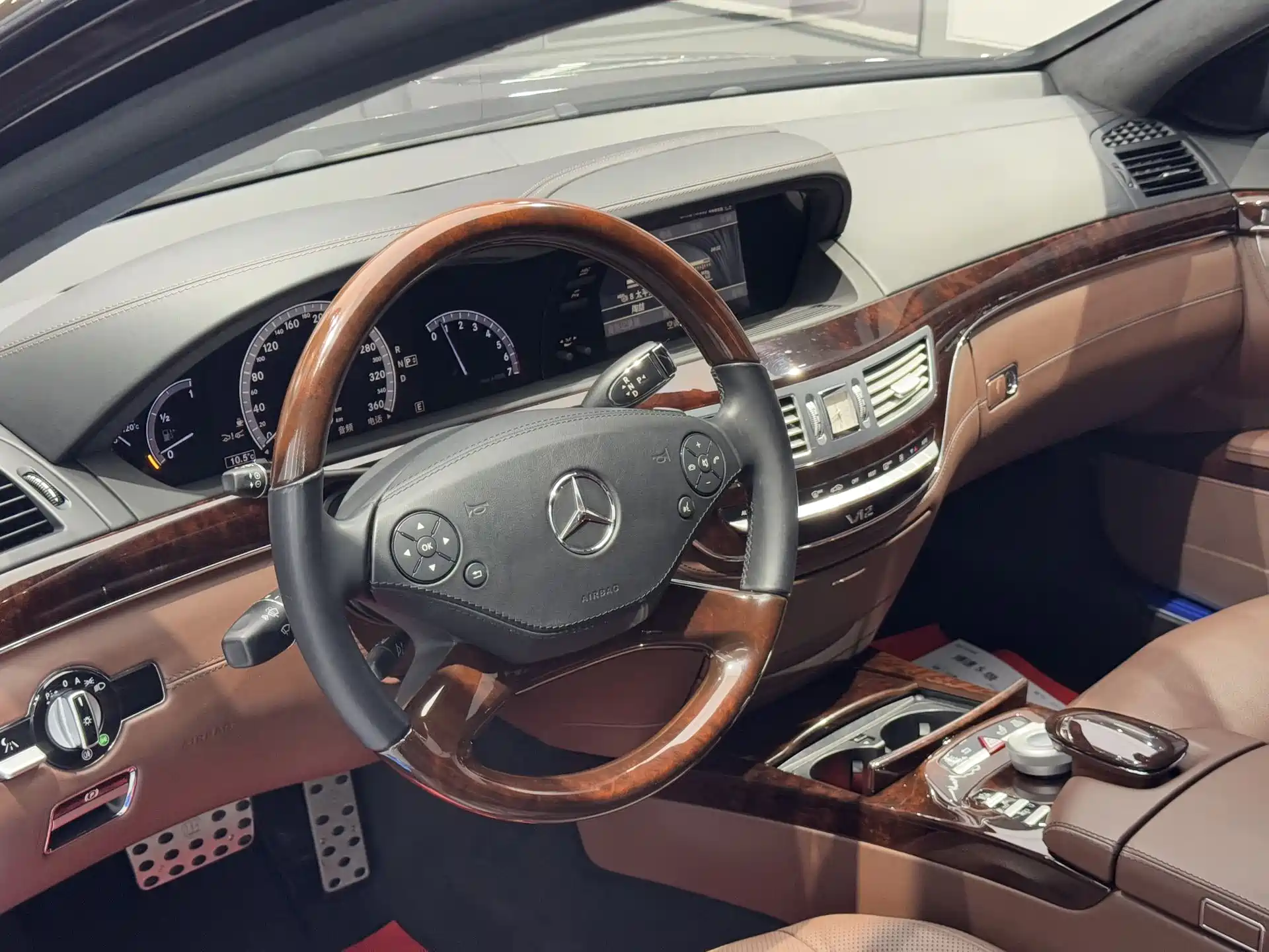 Фото 16 - Brabus S-Class