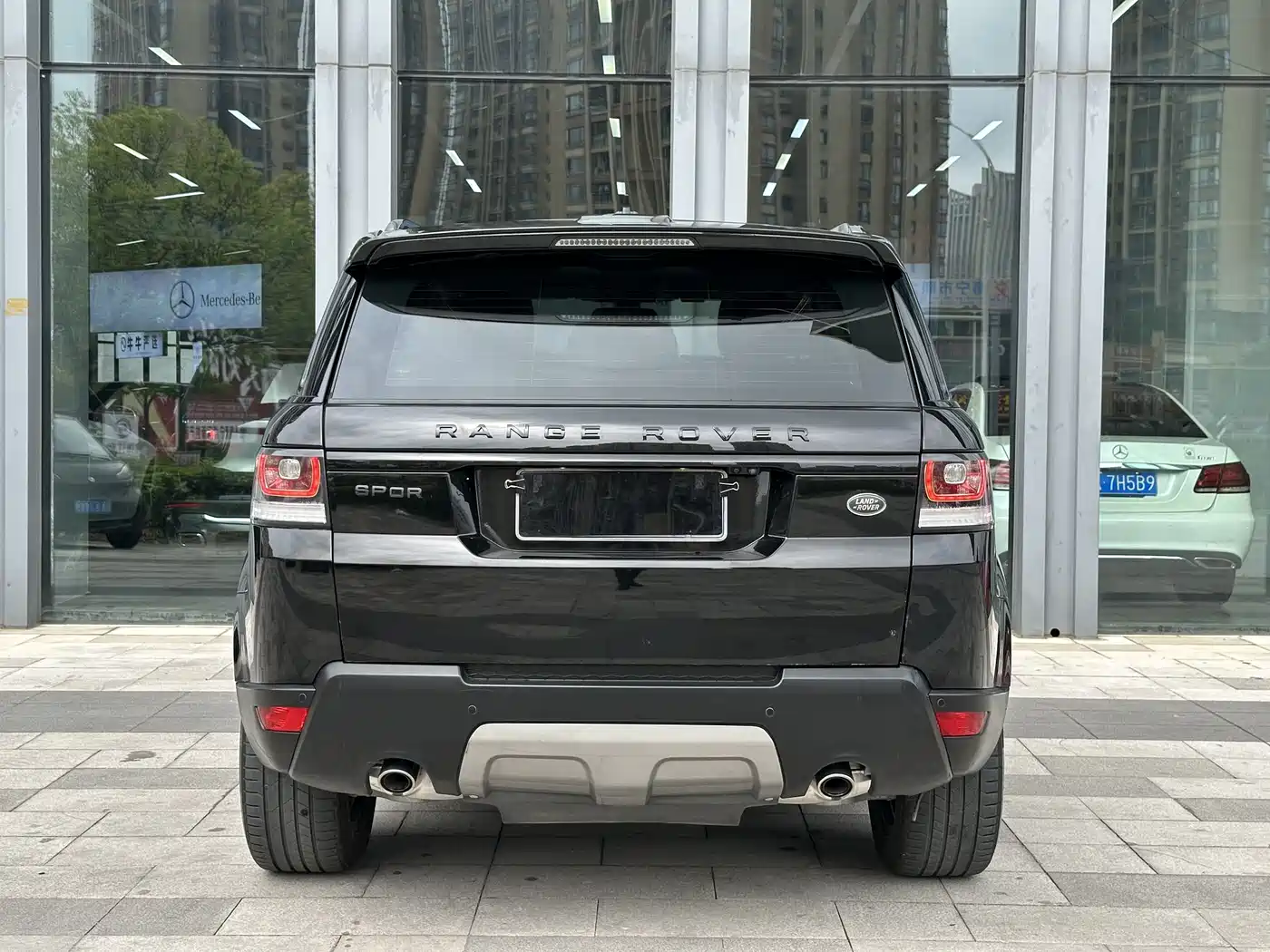 Land Rover Range Rover Sport 2016 3.0 SDV6 HSE фото 4