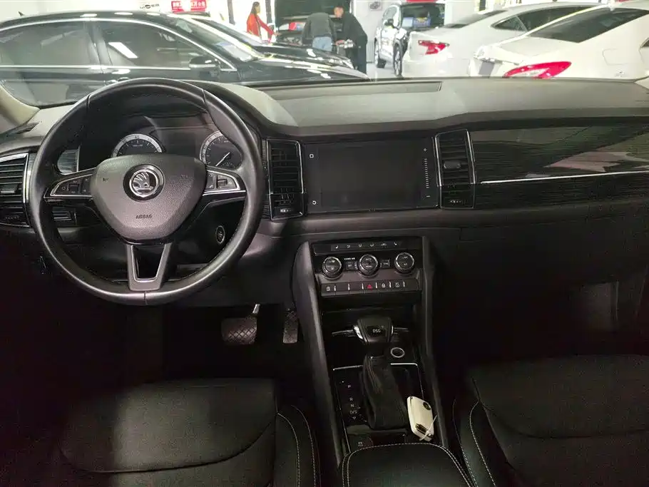 Škoda Kodiaq 2018 Facelift TSI330 7-seat 2WD Premium Luxury Edition фото 12