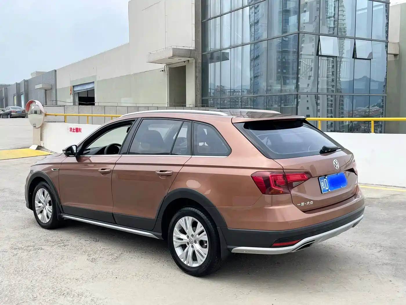 Volkswagen C-TREK 2017 230TSI DSG Comfort фото 2