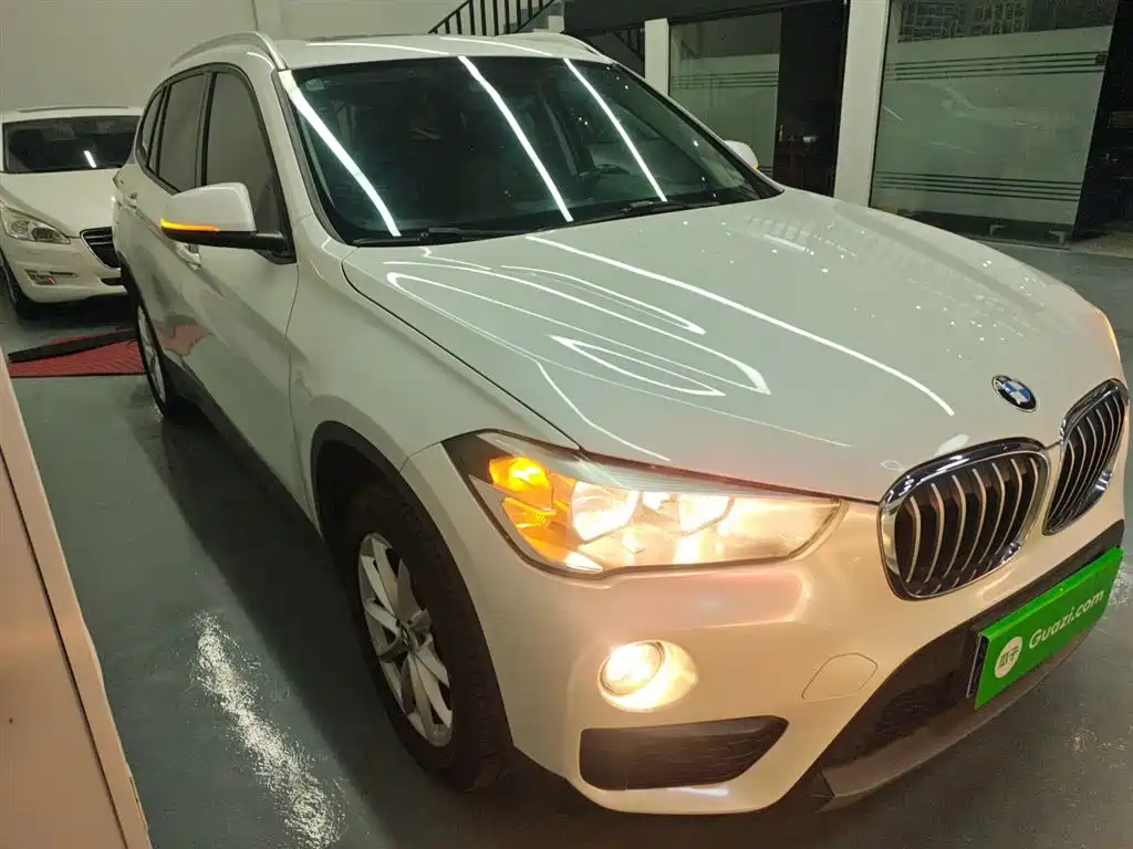 BMW X1 2018 sDrive18Li Fashion Model фото 4