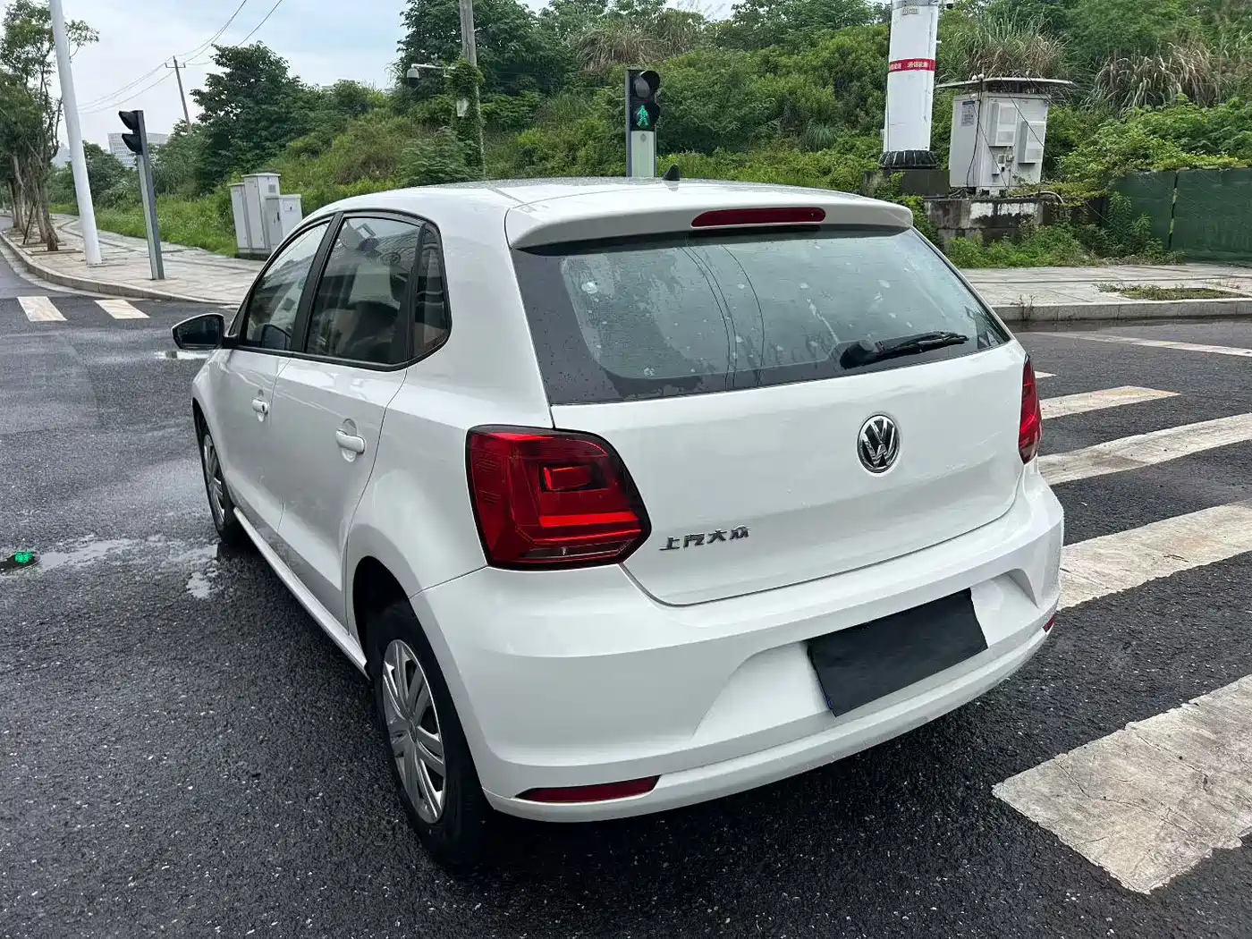 Volkswagen Polo 2018 1.5L Auto Safe Drive фото 4