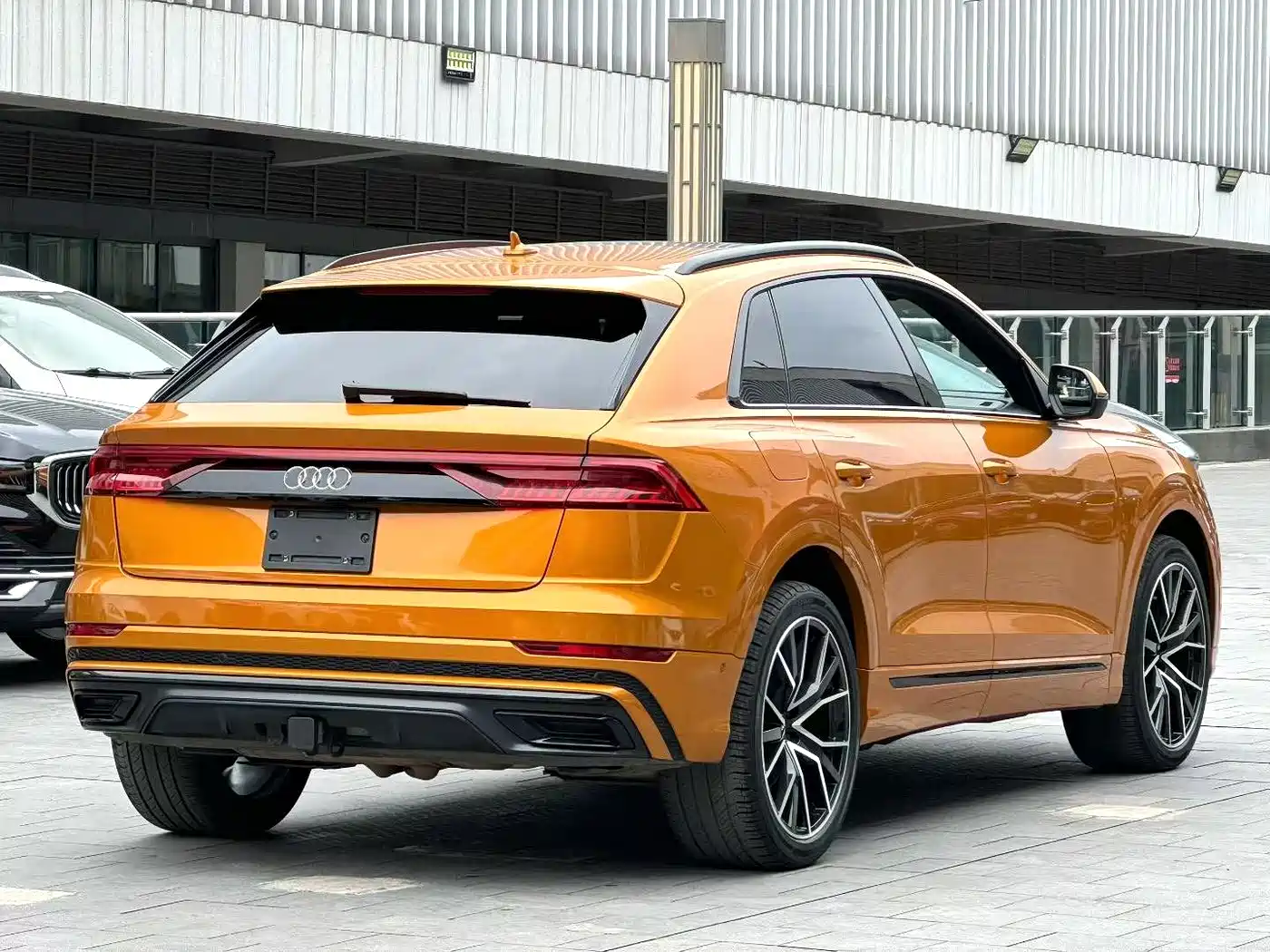Audi Q8 2019 55 TFSI Supreme Limited Edition фото 6